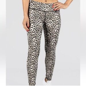 Livesore Fire Booty Leggings, Leopard Print Size L - NWT!!